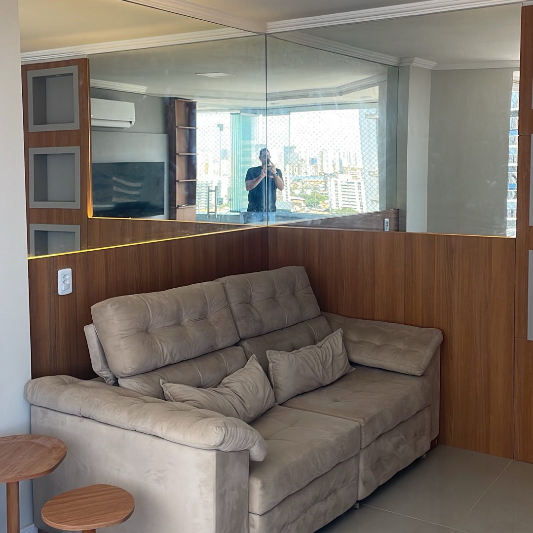 Painel de espelho 